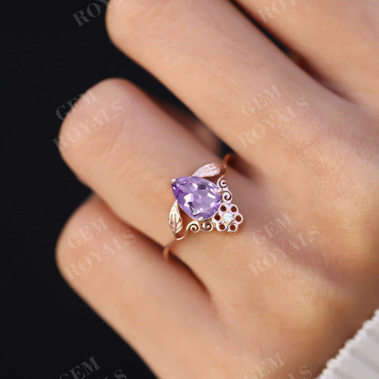 Vintage Style Pear Shaped Natural Amethyst Engagement Ring