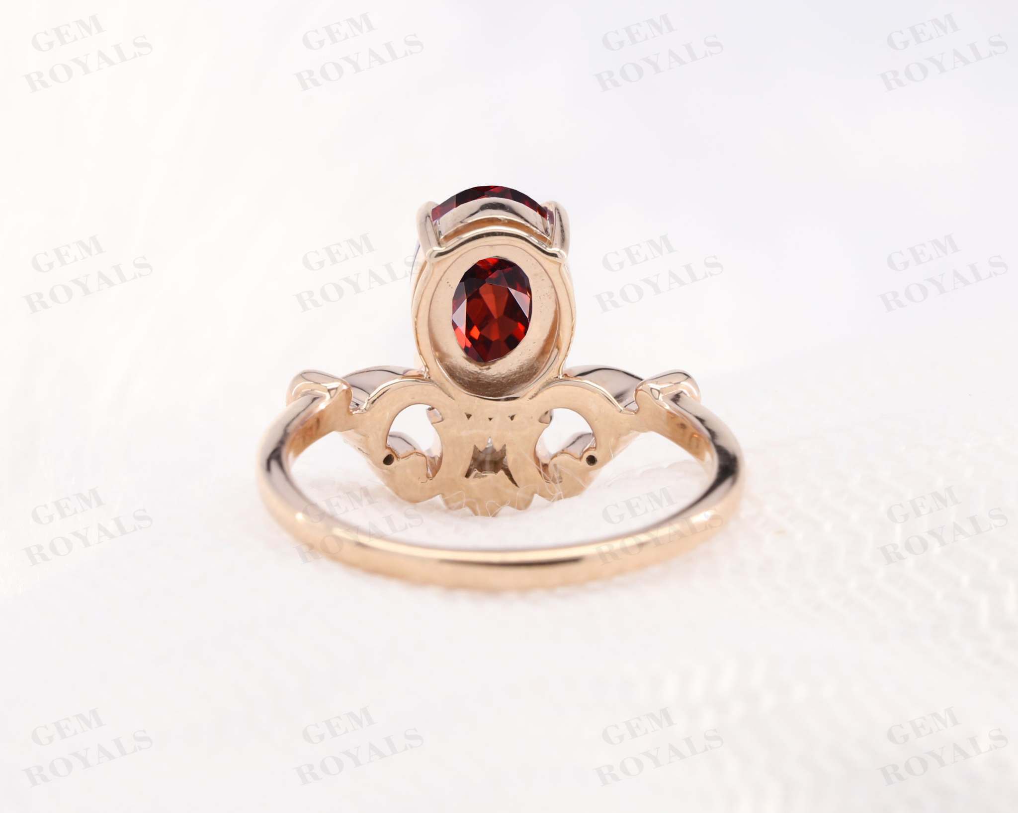 Vintage Leaf Art Deco Oval Cut Garnet Engagement Ring