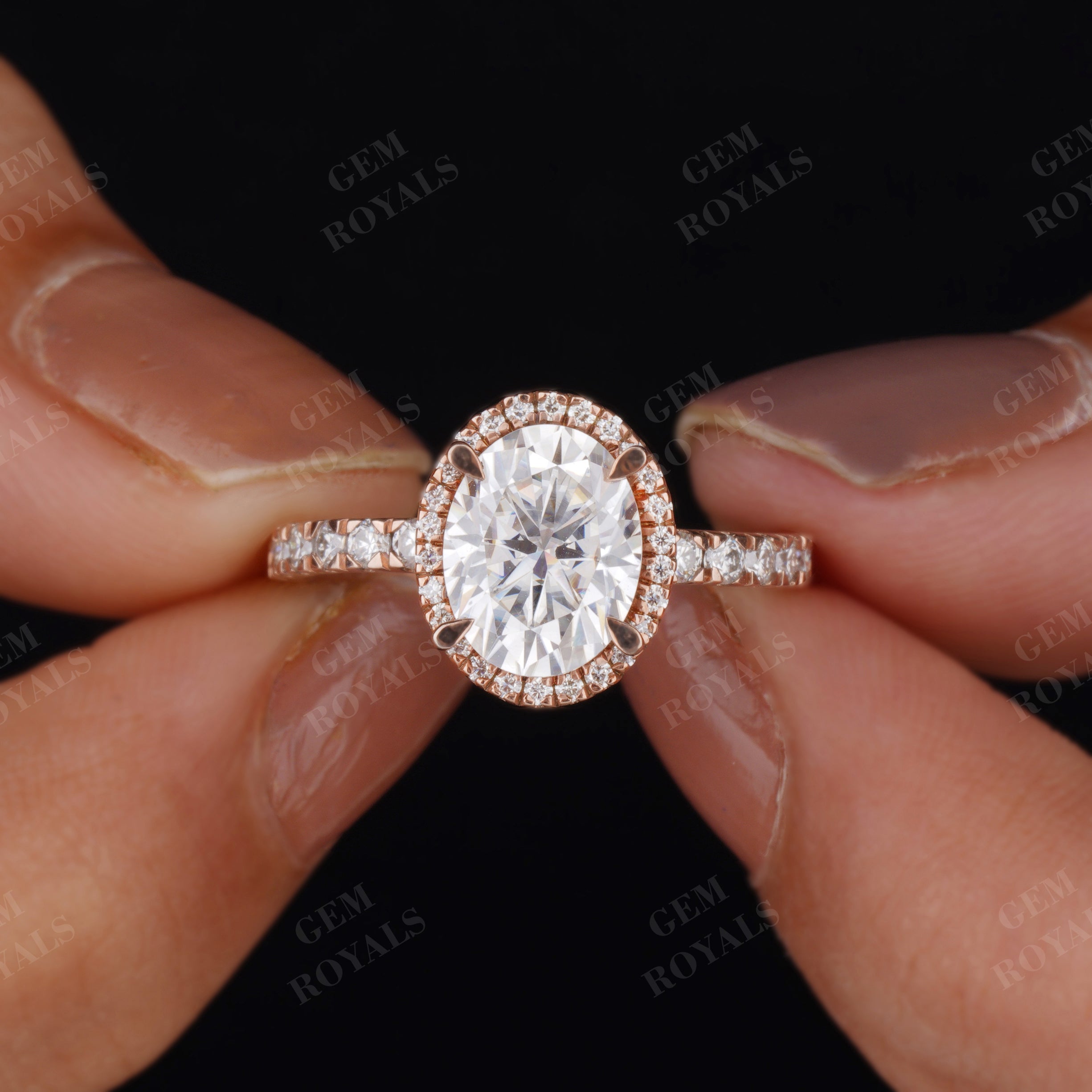 Oval Cut Moissanite Halo Engagement Ring For Her