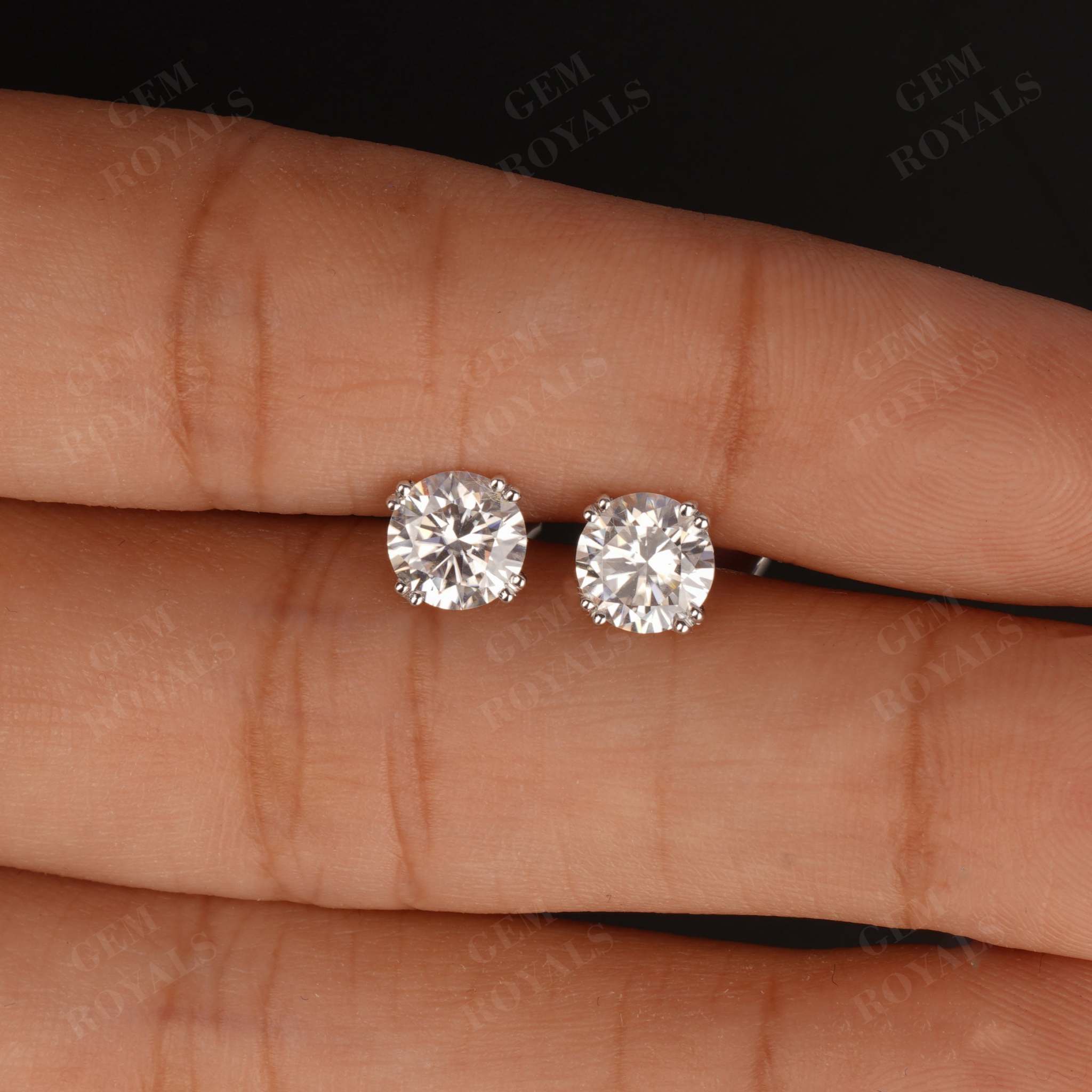 Round Moissanite Solitaire Stud Earrings with Double Prongs Fifth