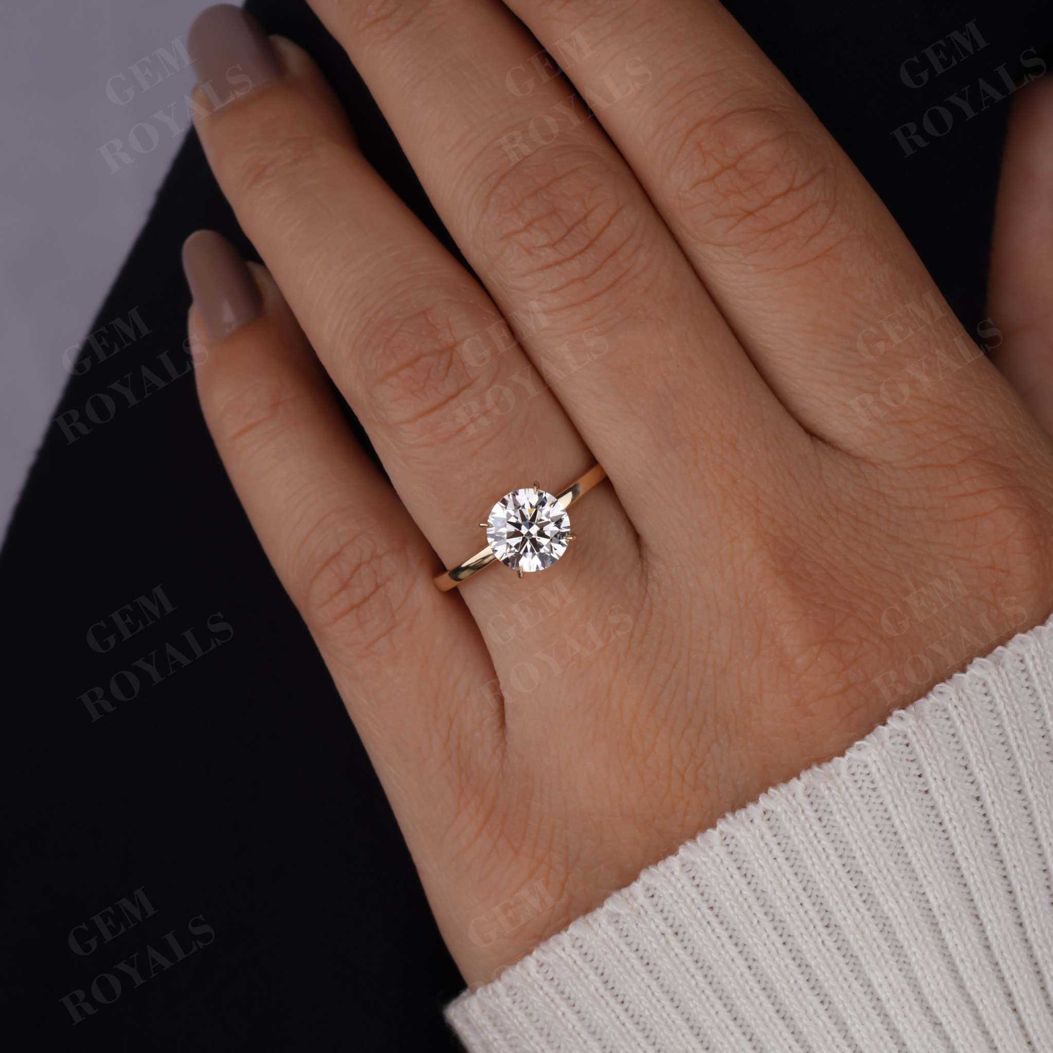 Round cut Lab Grown Diamond Solitaire Engagement Ring