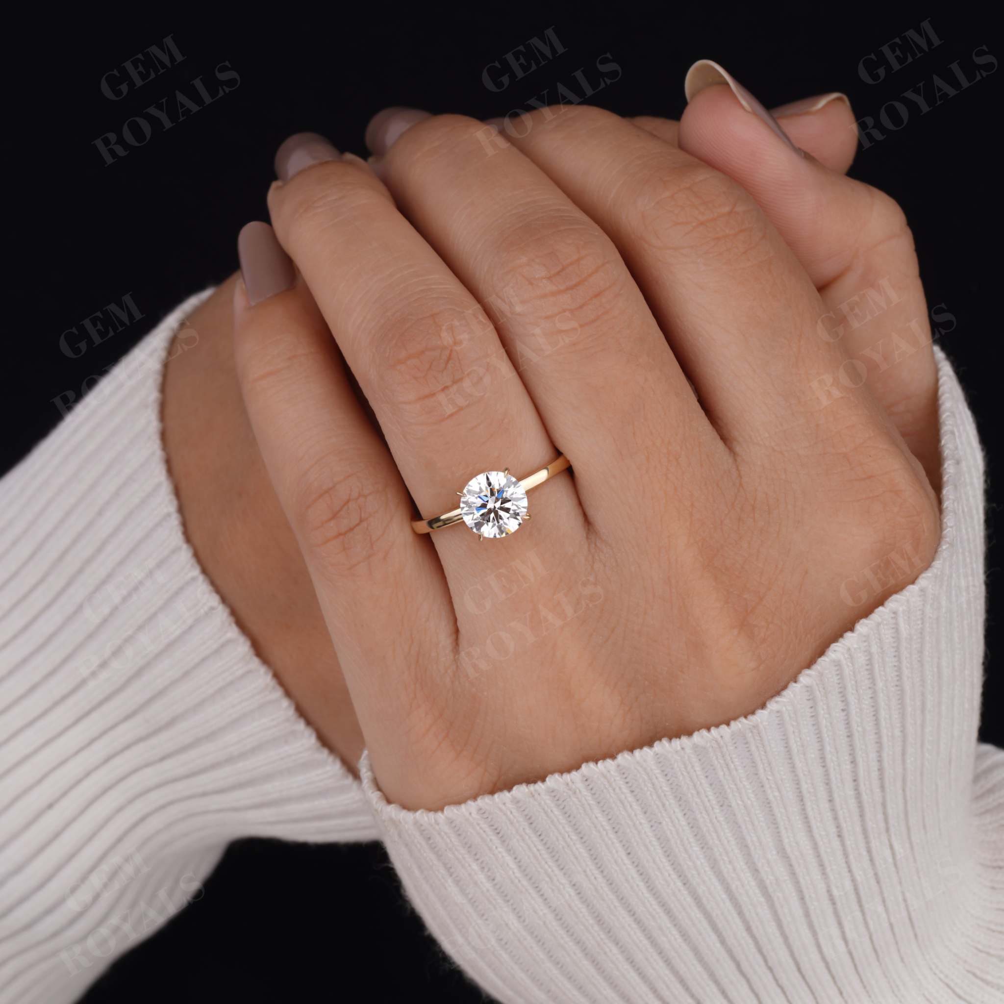 Round cut Lab Grown Diamond Solitaire Engagement Ring