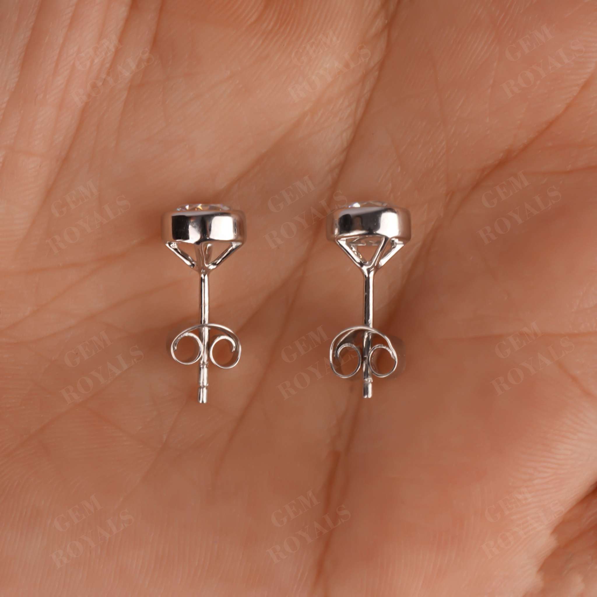 Minimalist Round Moissanite Bezel Set Studs Earrings