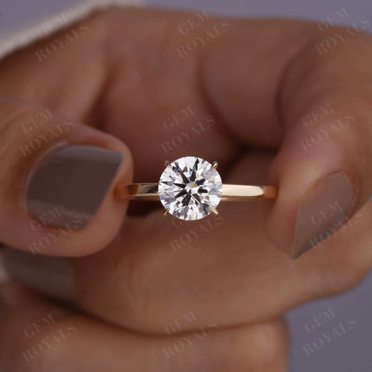 Round cut Lab Grown Diamond Solitaire Engagement Ring