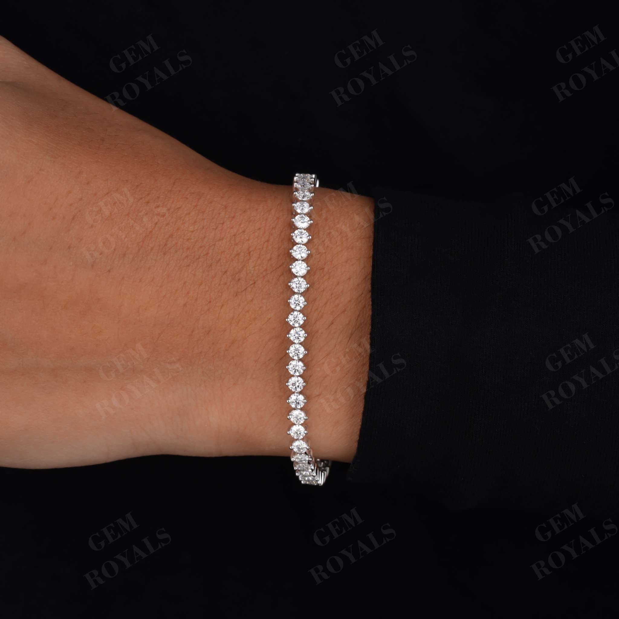 Dainty Round cut Moissanite Tennis Bracelet