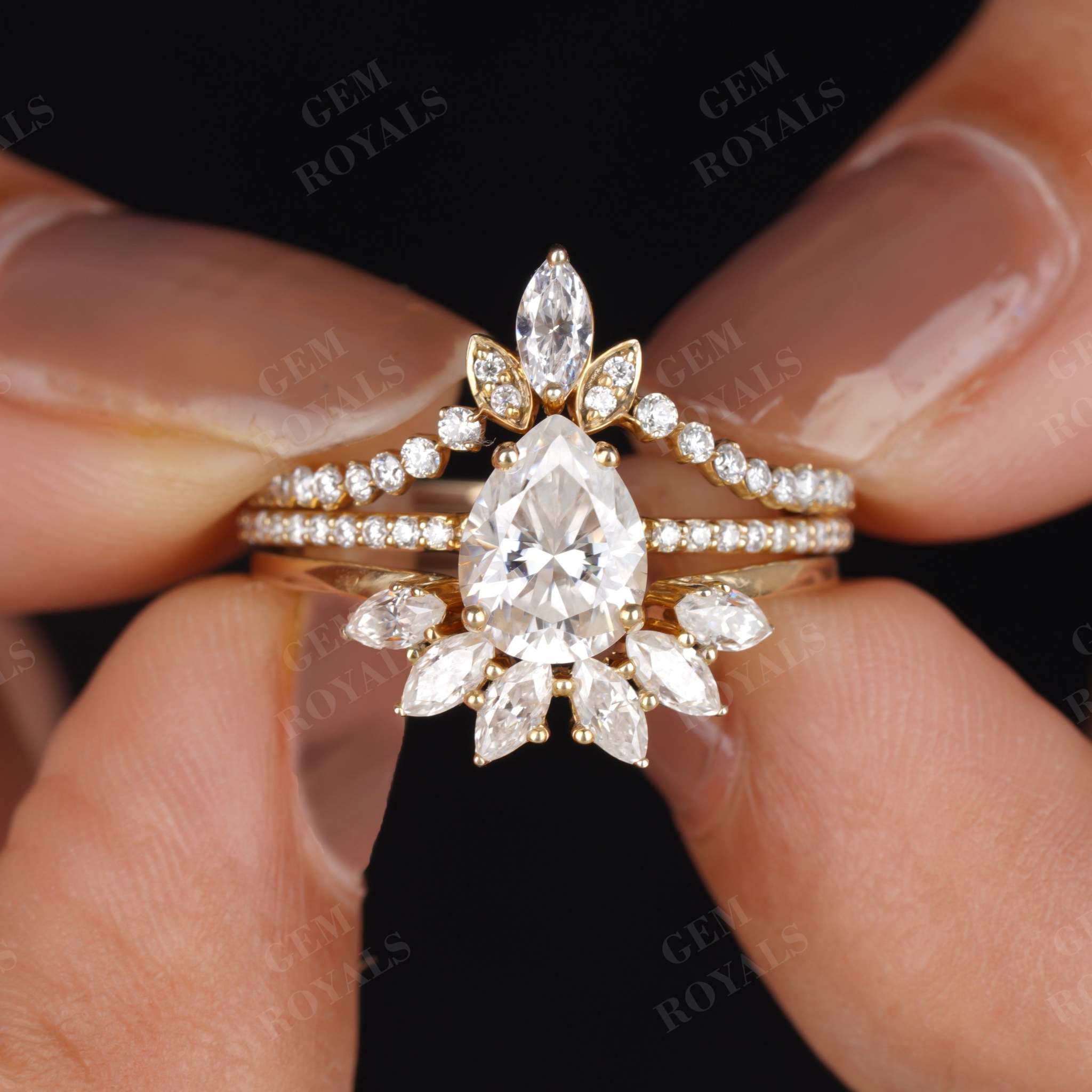 Vintage Style Pear Shaped Moissanite Engagement Ring Set Bridal Set