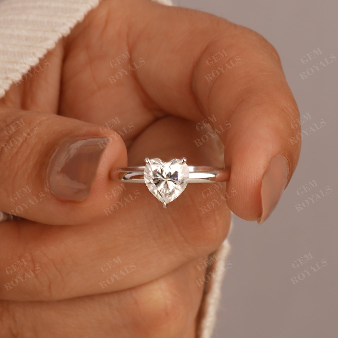 Classic Heart cut Moissanite Solitaire Engagement Ring For Her