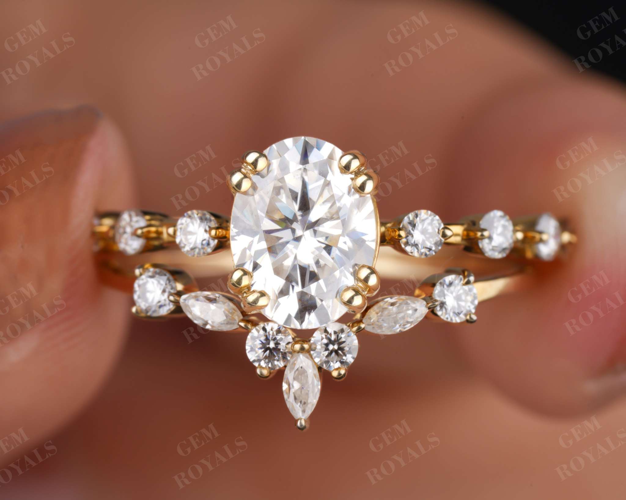 Vintage style Oval Moissanite Engagement Ring Set