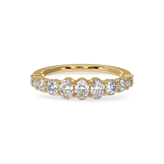 oval and round diamond band