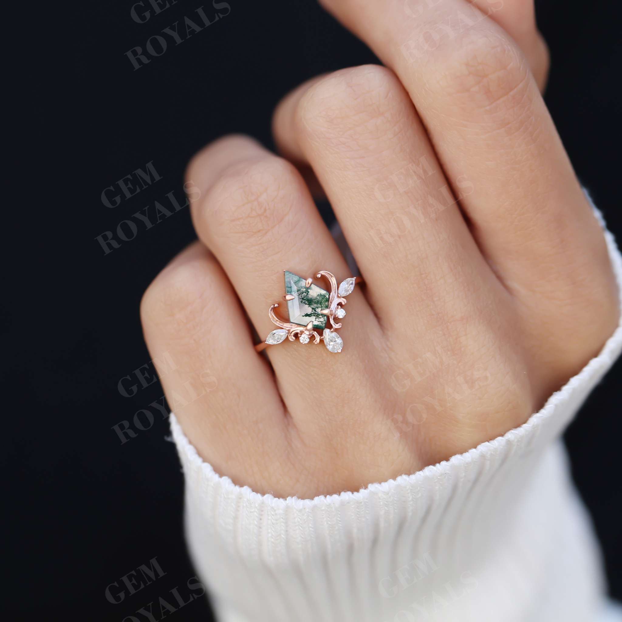 Vintage Style Unique Kite Cut Moss Agate Engagement Ring