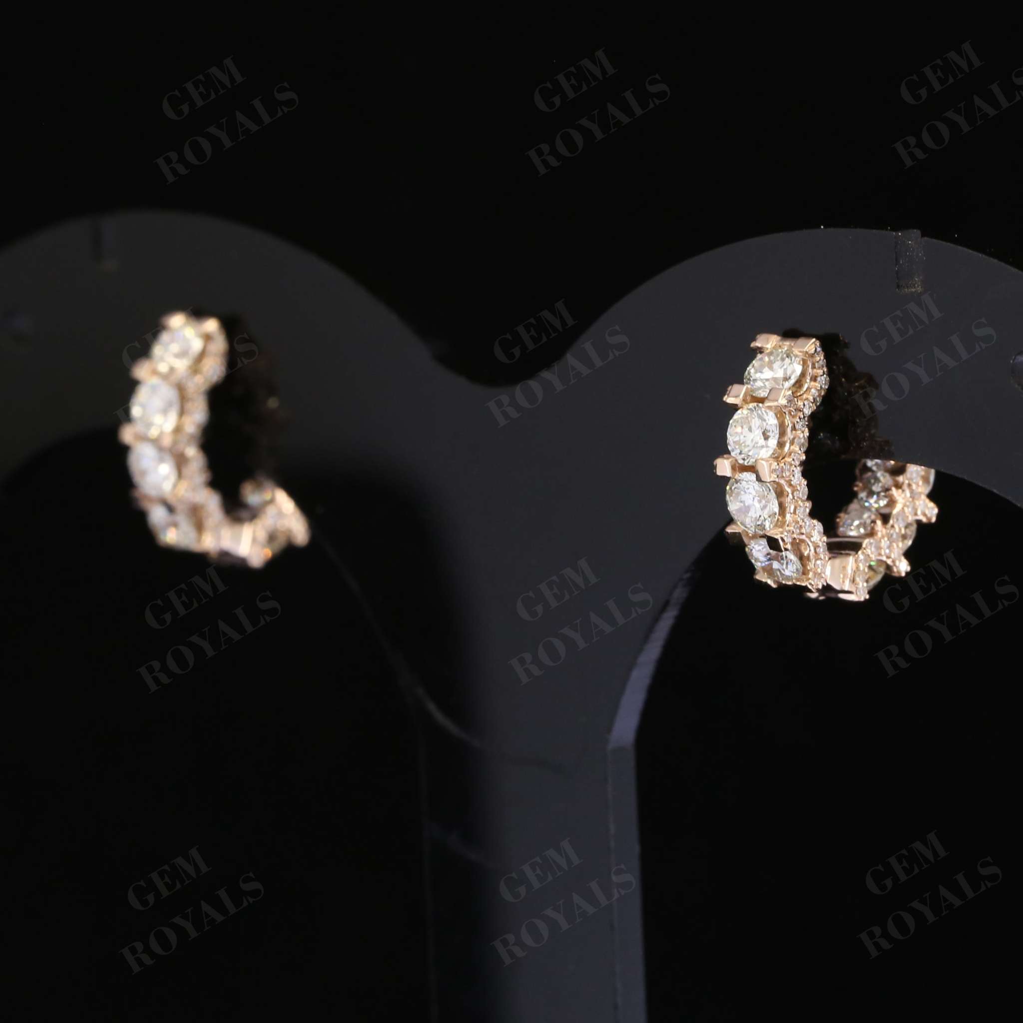 Round Cut Moissanite Huggies Hoope Earrings