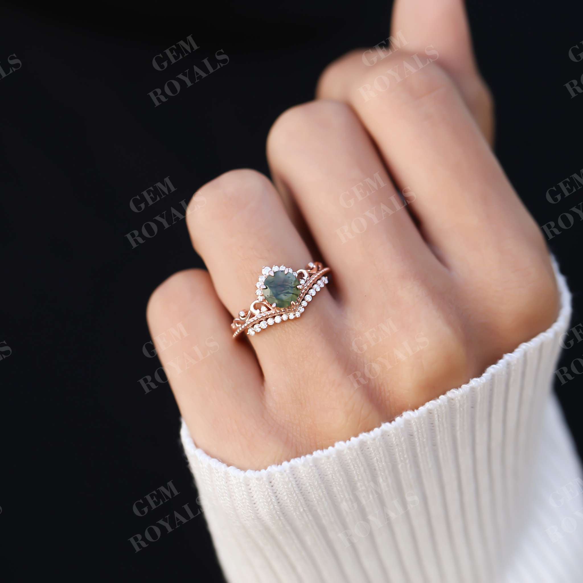 Vintage Style Unique Round Moss Agate Engagement Ring