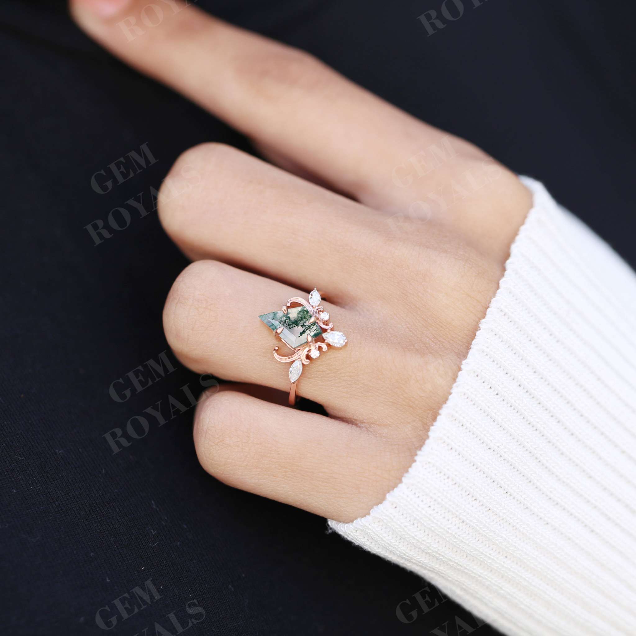 Vintage Style Unique Kite Cut Moss Agate Engagement Ring