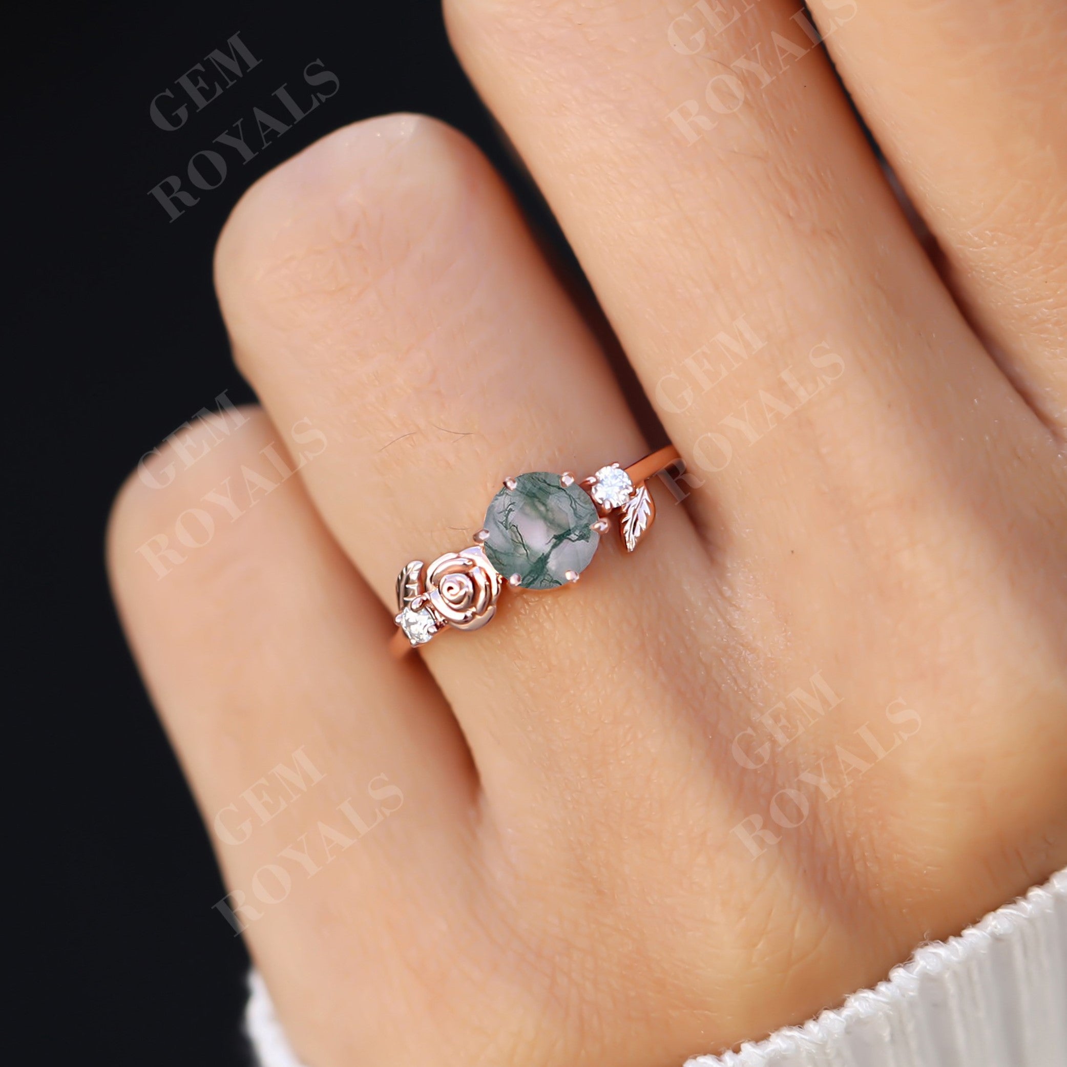 Vintage Style Round Natural Moss Agate Engagement Ring