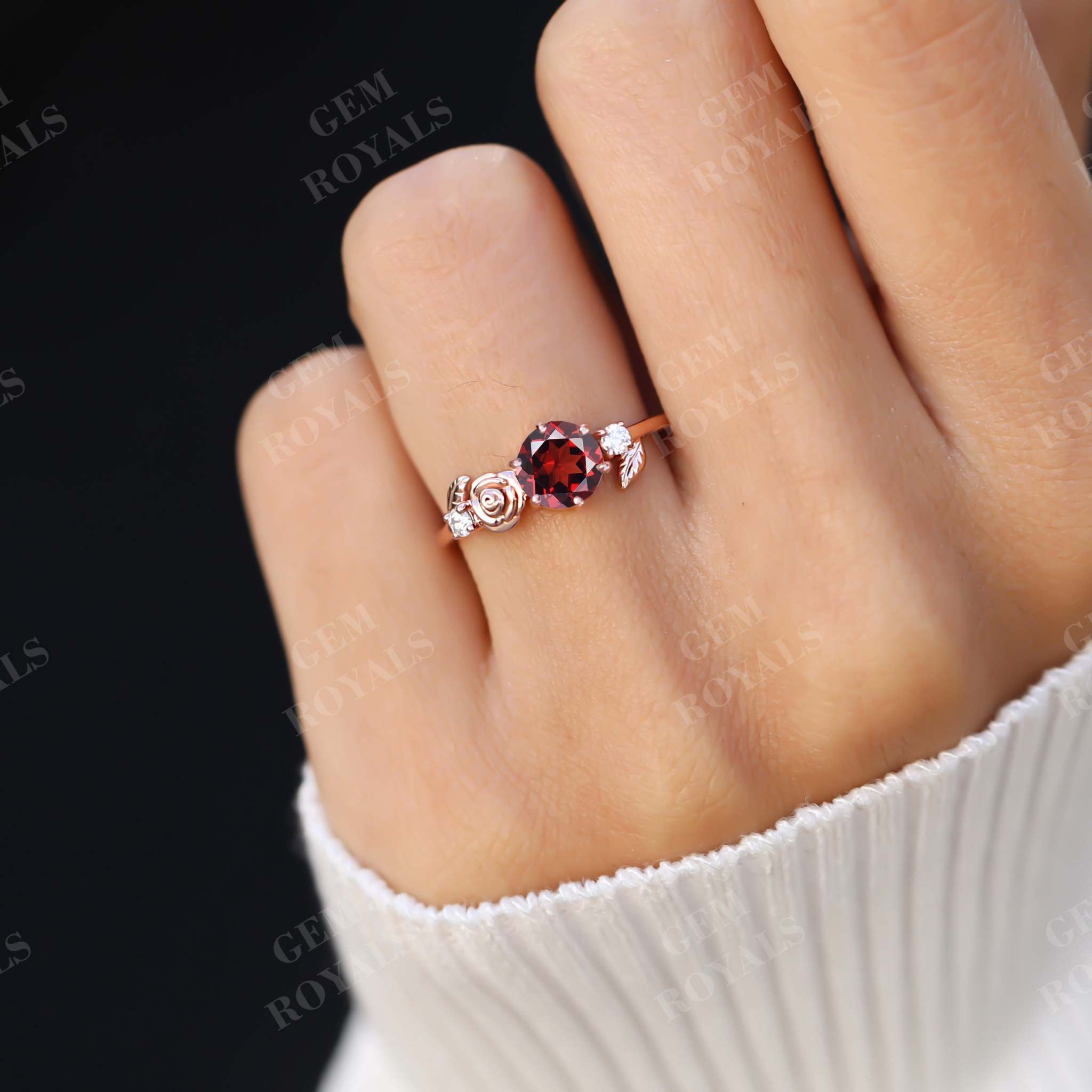 Art Deco Dainty Flower Round Natural Garnet Engagement Ring