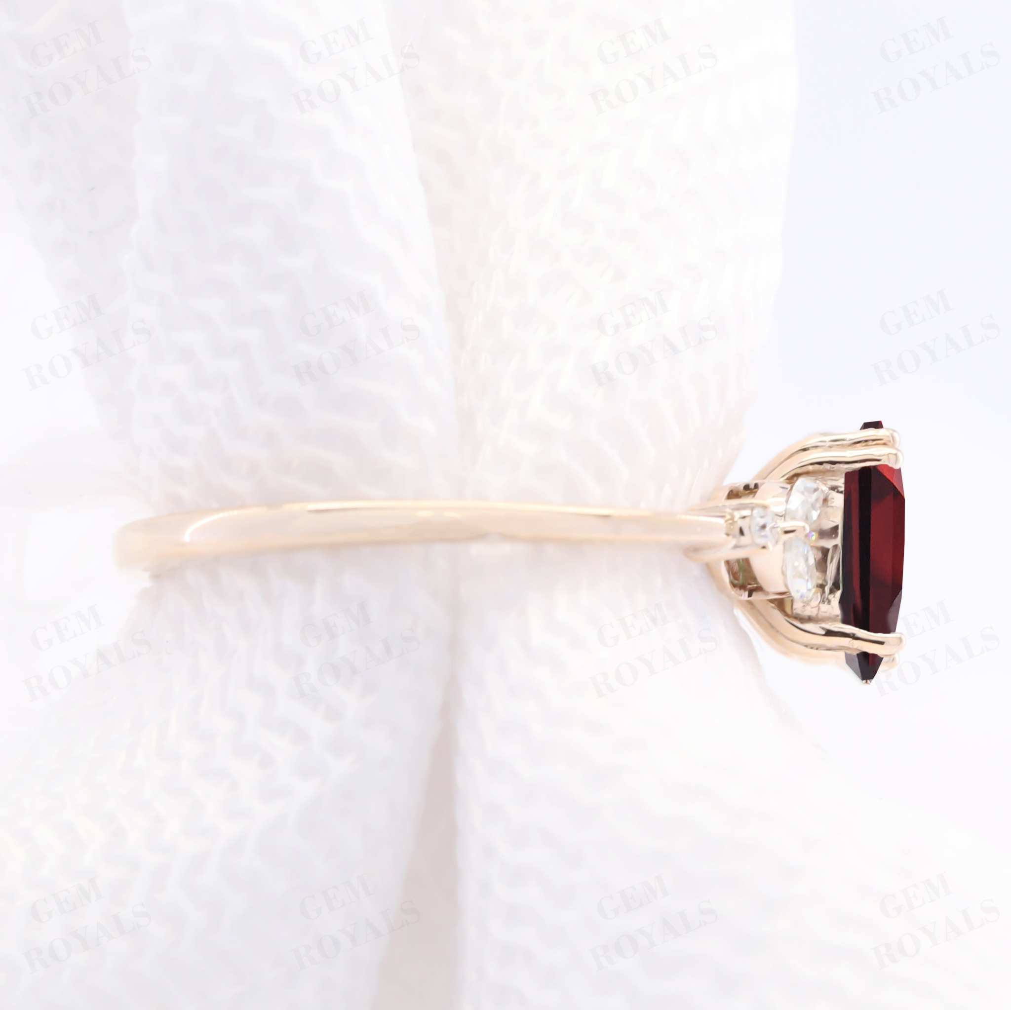 Unique Oval Cut Natural Garnet Engagement Ring