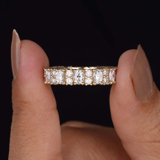 Vintage style Oval and Round cut Lab Diamond Wedding Band