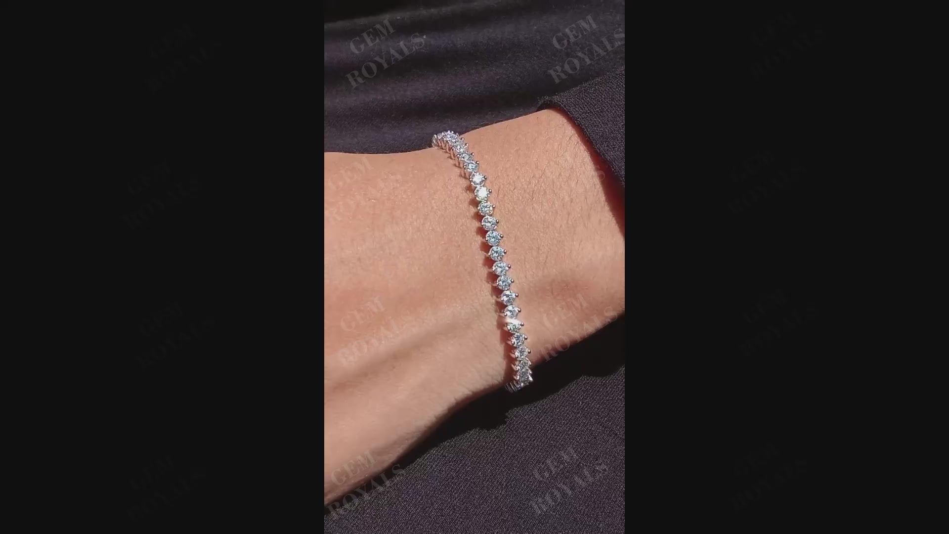 Dainty Round cut Moissanite Tennis Bracelet