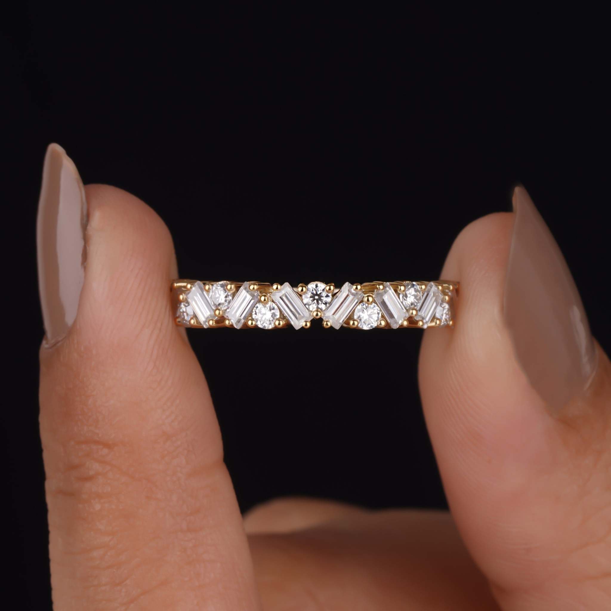 Alternating Baguette and Round Lab Diamond Wedding Band