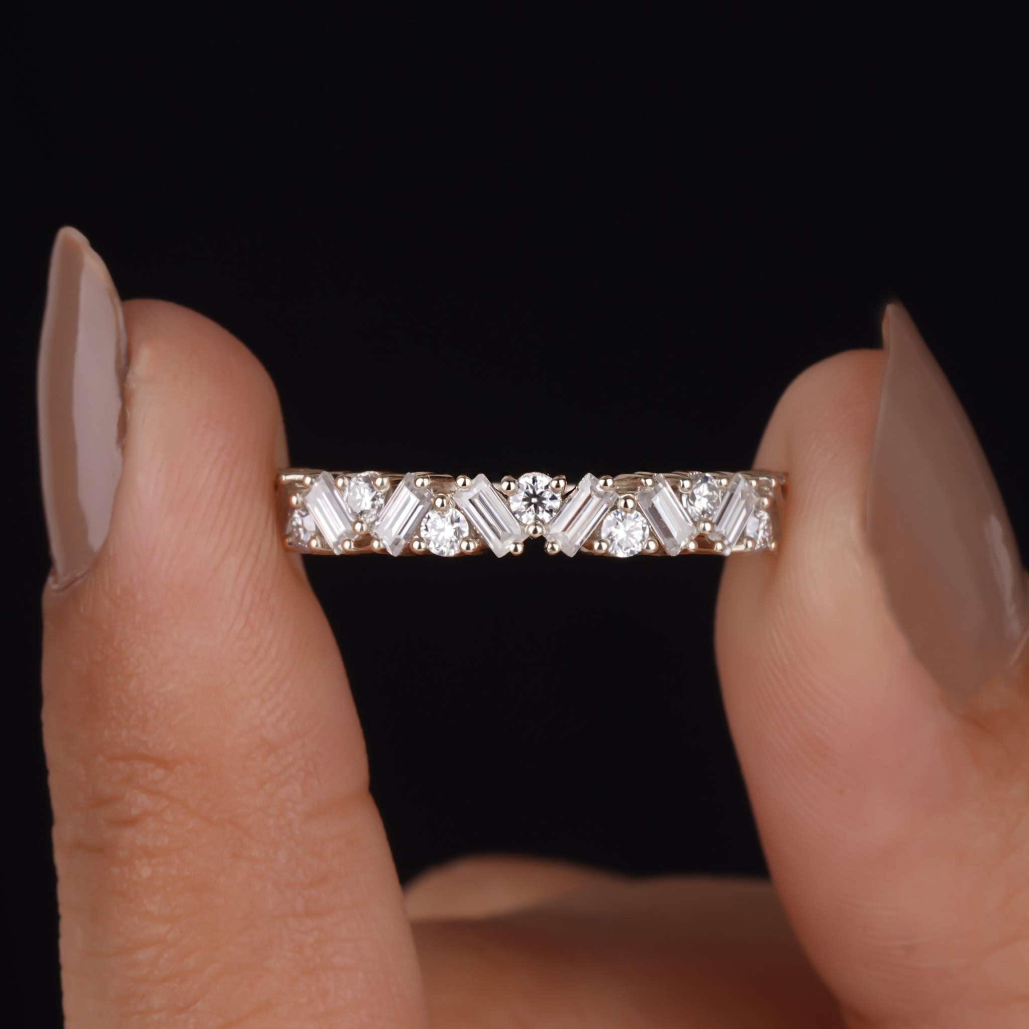 Alternating Baguette and Round Lab Diamond Wedding Band